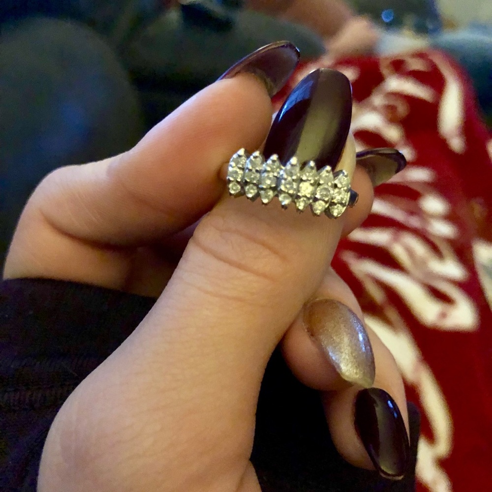 10K gold size 10 diamond ring